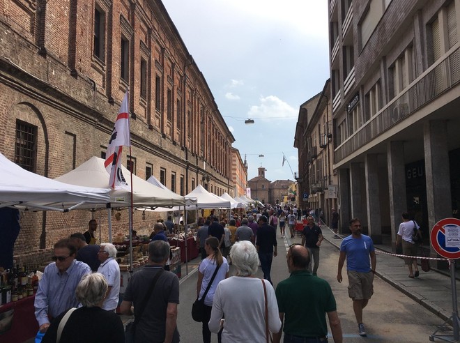 Torna “Di Freisa in Freisa”: a Chieri un grande evento per celebrare un vitigno simbolo del Piemonte