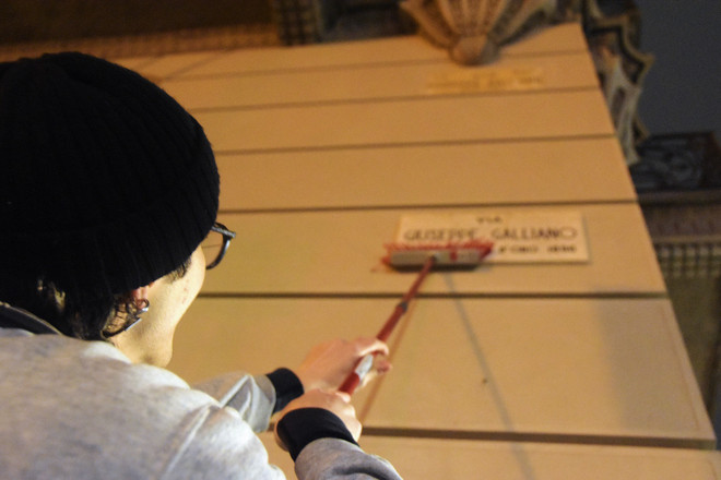 "Denunciate per aver attaccato nomi di partigiane sulle vie di Torino"