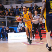 Torino lotta ma cede contro Scafati: al Pala Gianni Asti finisce 74-82 Torino lotta ma cede contro Scafati: al Pala Gianni Asti finisce 74-82