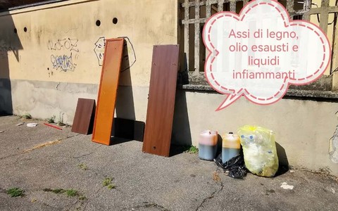 Il degrado in via Rocca de' Baldi