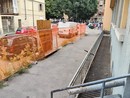 Le condizioni della scalinata davanti alla mutua Le condizioni della scalinata davanti alla mutua