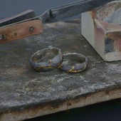 gioiello anelli dorati e argento