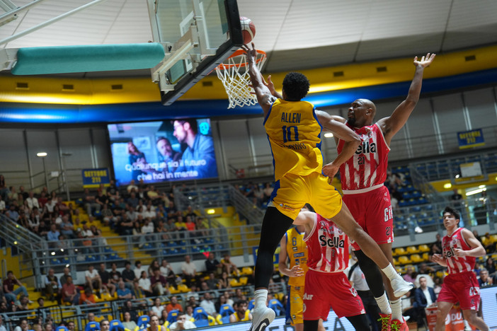 Basket, Reale Mutua: una vittoria che vale i play-in, battuta la Sella Cento