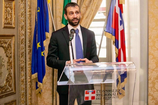 La denuncia di Daniele Valle (Pd): &quot;I medici sono senza ferie e il sistema è sotto stress&quot;