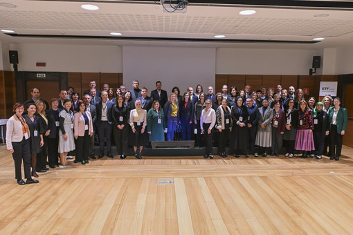 Torino al centro delle riforme europee per la formazione degli adulti Torino al centro delle riforme europee per la formazione degli adulti