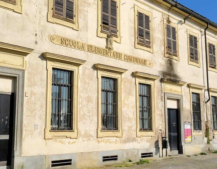 L'ex scuola Ambrosini del Villaretto L'ex scuola Ambrosini del Villaretto