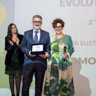 Uomo & Ambiente premiata a Milano con l’Eha Sustainable Company Uomo & Ambiente premiata a Milano con l’Eha Sustainable Company