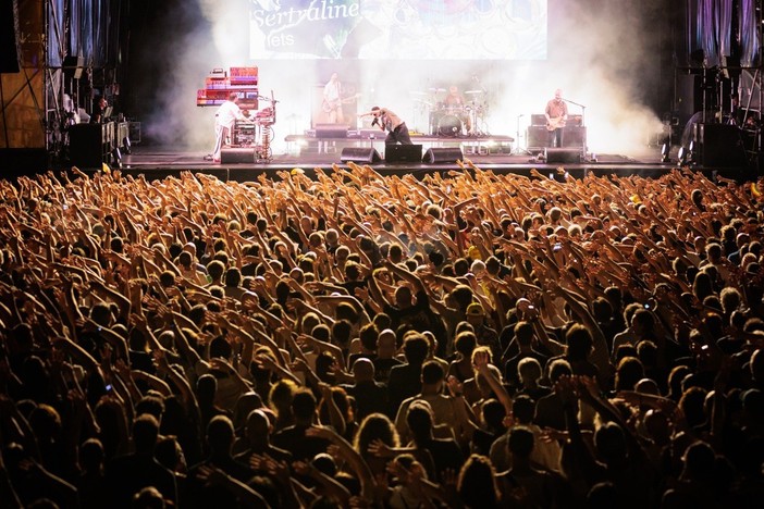 Flowers Festival da record, oltre 80mila spettatori trasformano Collegno nella capitale della musica Flowers Festival da record, oltre 80mila spettatori trasformano Collegno nella capitale della musica