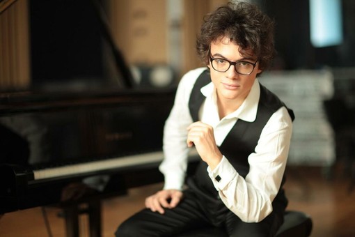 Matinée di classica con Francesco Mazzonetto sulle musiche di Franz Liszt, Philip Glass e Sergej Rachmaninoff Matinée di classica con Francesco Mazzonetto sulle musiche di Franz Liszt, Philip Glass e Sergej Rachmaninoff