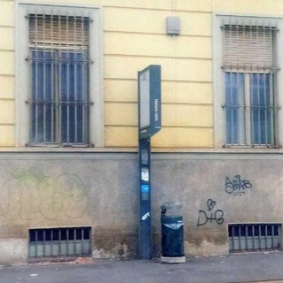 Alla fermata Sassi-Superga si aspetta il bus…e la pensilina Alla fermata Sassi-Superga si aspetta il bus…e la pensilina