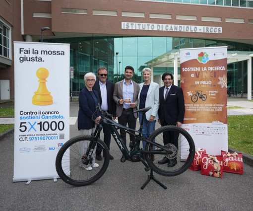 Lotteria di Candiolo, consegnato il primo premio: raccolti quasi 30mila euro per la ricerca sul cancro Lotteria di Candiolo, consegnato il primo premio: raccolti quasi 30mila euro per la ricerca sul cancro