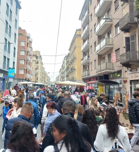 Let’s Twist Again: domenica in festa tra balli, musica e anni ’60 in via Madama Cristina