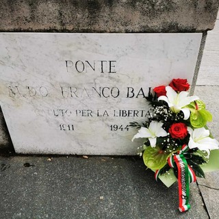 I fiori rubati sul ponte Balbis