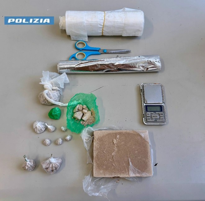 L'alloggio di San Donato era una centrale della droga: nei guai 56enne