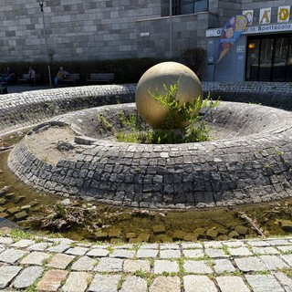 Le condizioni della storica fontana