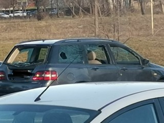 Alcuni dei veicoli rubati e danneggiati nel deposito Gtt