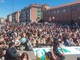 Caldo torrido, anche a Torino i Fridays for Future scendono in piazza per lo sciopero per il clima