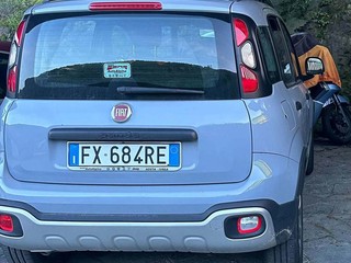 La Fiat Panda rubata in via Livorno La Fiat Panda rubata in via Livorno