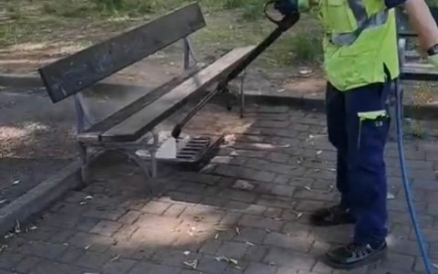 Lo strano caso del tombino sigillato