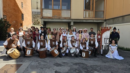 Il gruppo storico Borgo Vecchio di Avigliana Il gruppo storico Borgo Vecchio di Avigliana