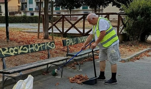 Giorgio Scialuga, 65 anni, si prende cura del suo quartiere