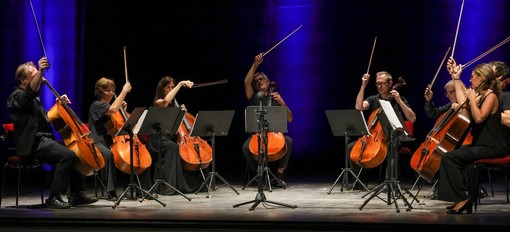 Gli 8 violoncelli di Torino
