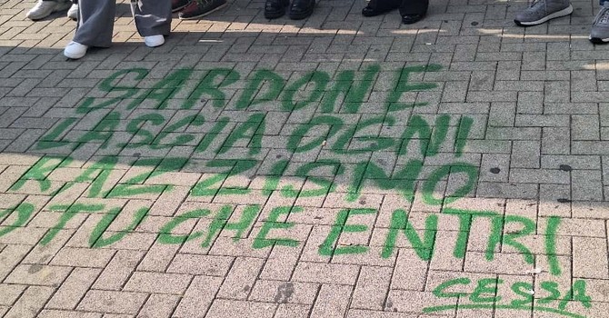 L'ultima contestazione al Madre Teresa L'ultima contestazione al Madre Teresa