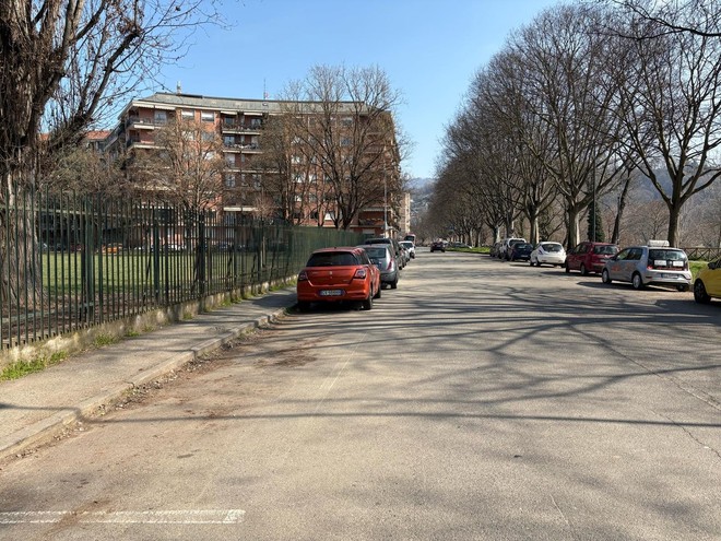 Sul lungo Po Antonelli 415 multe per malasosta in un anno, e il Comune pensa anche a una zona 30