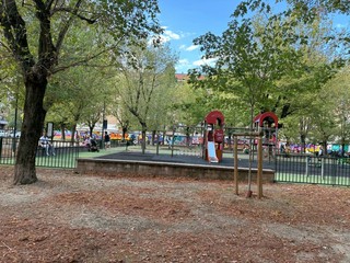 I giardini di via Zumaglia I giardini di via Zumaglia