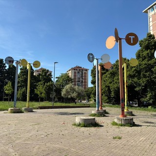 Le girandole di Torino 2006 cadono a pezzi: &quot;Demolirle o ristrutturarle?&quot;
