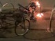 L'incendio ai danni di una bici in via Carmagnola L'incendio ai danni di una bici in via Carmagnola