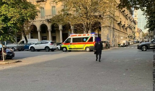 Un incrocio senza strisce in corso Galileo Ferraris Un incrocio senza strisce in corso Galileo Ferraris