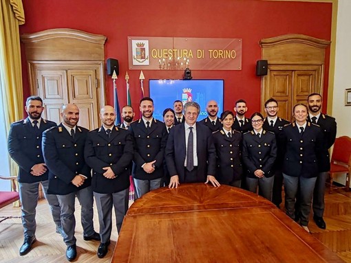 Accolti i 17 nuovi viceispettori della questura di Torino
