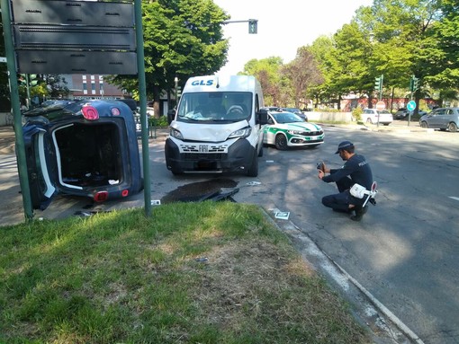 L'incidente in piazza Cattaneo