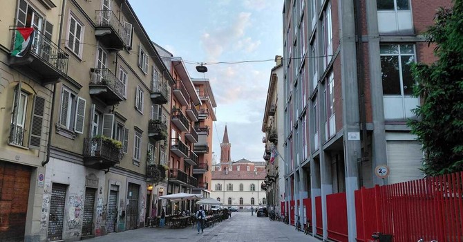 La scarsa illuminazione denunciata in via Cesare Balbo