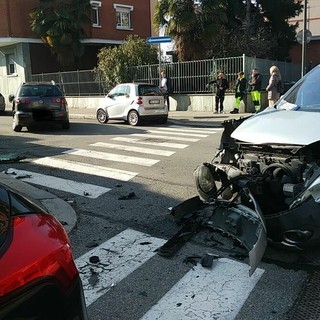 Incidente stradale in via Bianchi