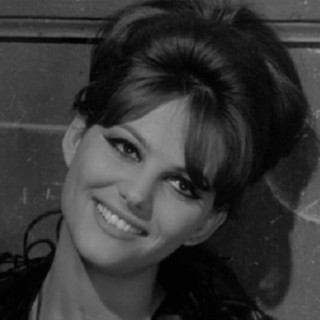 Addio a Claudia Cardinale, l’iconica diva del cinema italiano se ne va a 87 anni