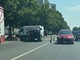 Auto si ribalta all'incrocio tra via Artom e via Pisacane: un ferito al CTO