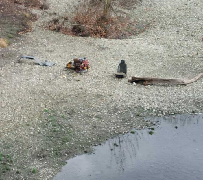 L'opera Idolo lungo il Sangone L'opera Idolo lungo il Sangone