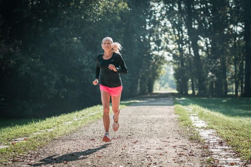 A Torino Ivana di Martino porta “Infinita Bellezza”:  un viaggio in Italia di 10 maratone in 10 giorni con Legambiente