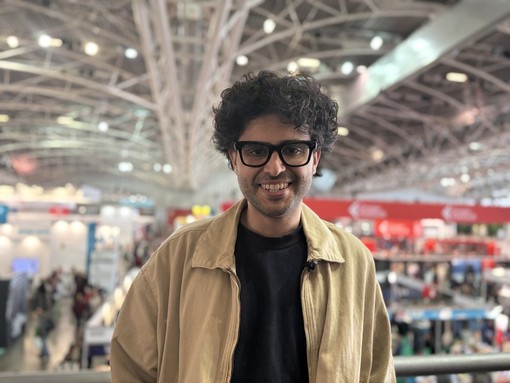 Doggodaiily, il fotografo dei cani torna a Torino: “Sogno un Iran che ami gli animali come l’Italia” [VIDEOINTERVISTA]