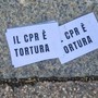 Blitz degli anarchici all'Asl di via San Secondo: &quot;Il Cpr è tortura&quot;