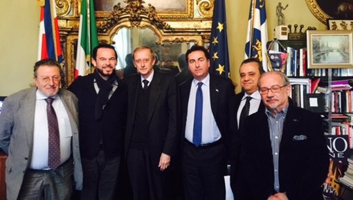 Elezioni Torino: Italia dei Valori al fianco di Piero Fassino