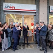 Il sindaco di Collegno Matteo Cavallone all'inaugurazione della filiale ADHR Group