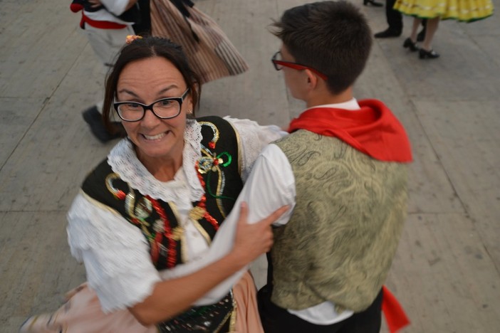 I Danzatori di Bram di Cavour salutano Stefania Consaga
