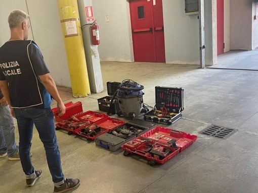 Attrezzi rubati e ritrovati in un capanno al Parco della Colletta: recuperati 5mila euro di utensili edili Attrezzi rubati e ritrovati in un capanno al Parco della Colletta: recuperati 5mila euro di utensili edili