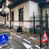 Scuole più sicure in corso Moncalieri: nuova segnaletica e dissuasori tra bici e pedoni Scuole più sicure in corso Moncalieri: nuova segnaletica e dissuasori tra bici e pedoni
