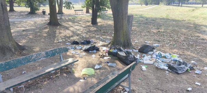 Degrado al parco Colonnetti, la rabbia dei residenti Degrado al parco Colonnetti, la rabbia dei residenti