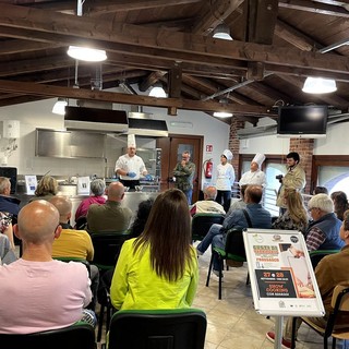 Degustazioni alla cieca e prodotti tipici per ‘Gusti di territorio’ Degustazioni alla cieca e prodotti tipici per ‘Gusti di territorio’