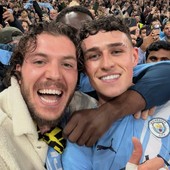 Selfie con Foden in diretta mondiale per Jacopo Montenegro Selfie con Foden in diretta mondiale per Jacopo Montenegro